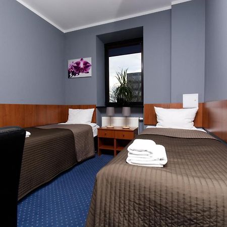 Hotel Level Rypin Bagian luar foto