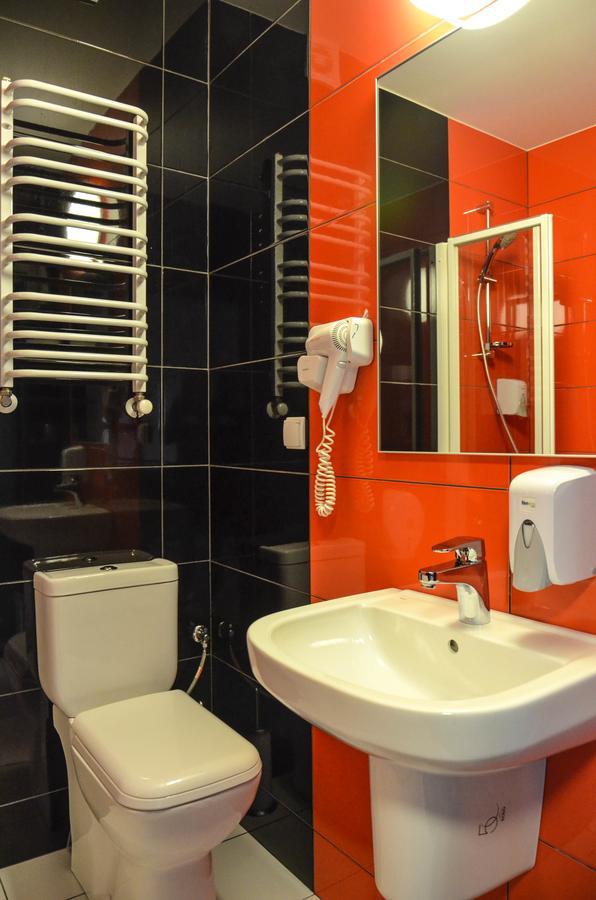 Hotel Level Rypin Bagian luar foto