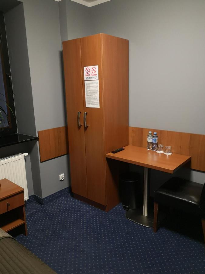 Hotel Level Rypin Bagian luar foto